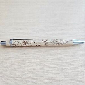 Butterfly & flower personalized bamboo pen